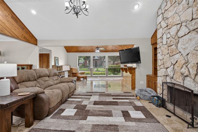 18311 Shireoak Drive, Houston, TX 77084