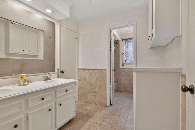 18311 Shireoak Drive, Houston, TX 77084
