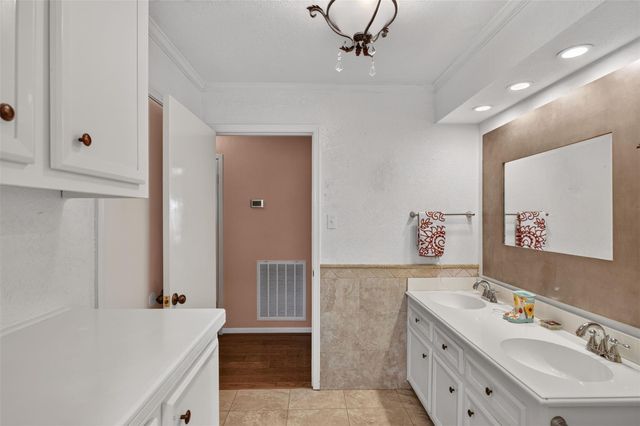 18311 Shireoak Drive, Houston, TX 77084