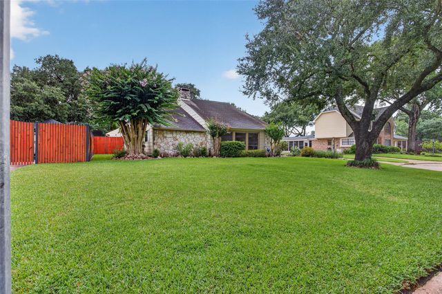 18311 Shireoak Drive, Houston, TX 77084