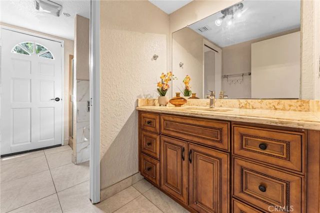 1236 E Sierra Madre, Glendora, CA 91741