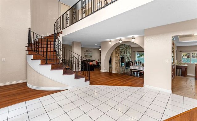 1236 E Sierra Madre, Glendora, CA 91741