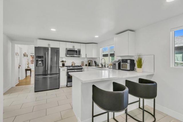 110 Brookview St, Roseville, CA 95678