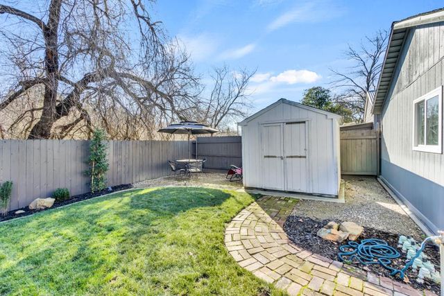 110 Brookview St, Roseville, CA 95678