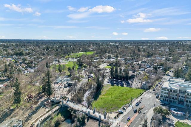 110 Brookview St, Roseville, CA 95678