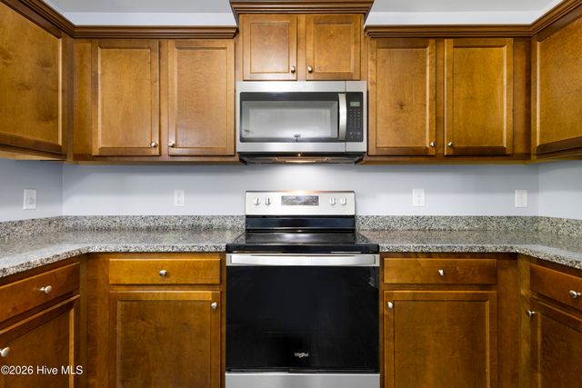 906 Gulf Chase Court, Sneads Ferry, NC 28460