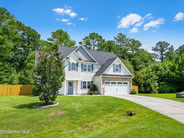 906 Gulf Chase Court, Sneads Ferry, NC 28460