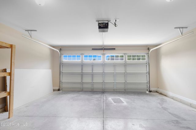 906 Gulf Chase Court, Sneads Ferry, NC 28460