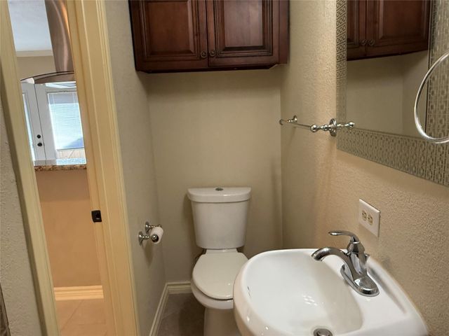 515 Tallowood Road 4, Houston, TX 77024