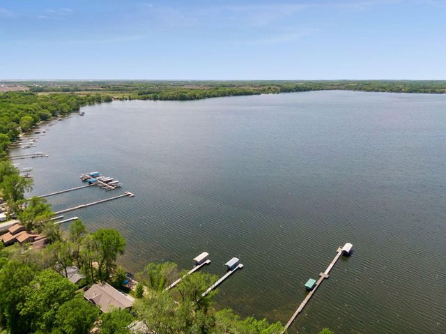 16940 Elmore Way, Faribault, MN 55021