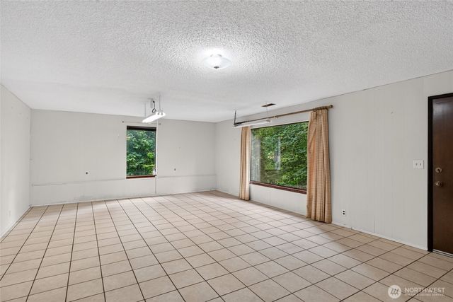 10511 Moller Drive NW, Gig Harbor, WA 98332