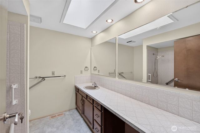 10511 Moller Drive NW, Gig Harbor, WA 98332