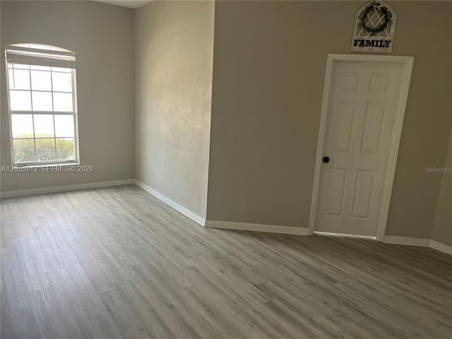 189 Emeraldview Avenue, Davenport, FL 33897
