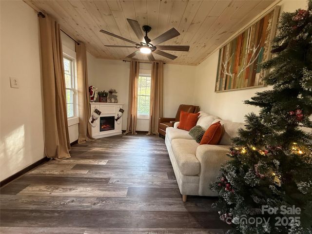 312 Causby Road, Morganton, NC 28655