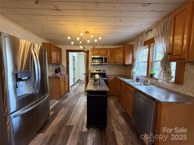 312 Causby Road, Morganton, NC 28655