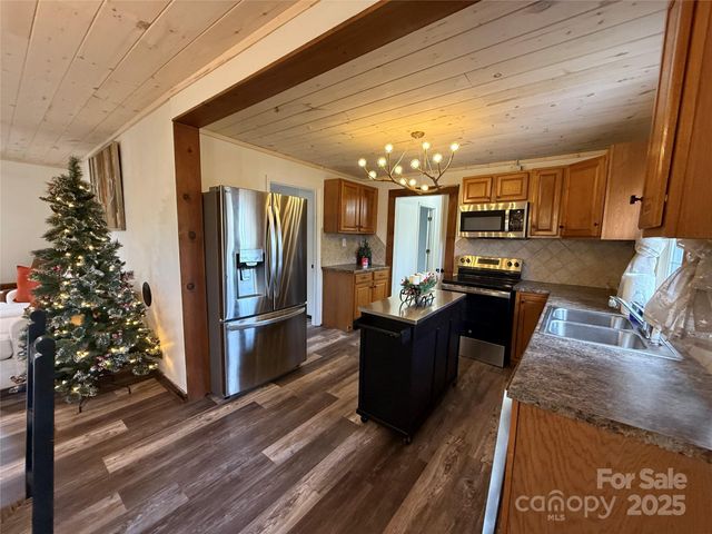 312 Causby Road, Morganton, NC 28655