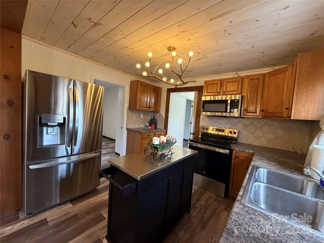 312 Causby Road, Morganton, NC 28655