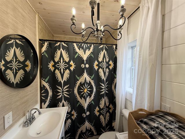 312 Causby Road, Morganton, NC 28655