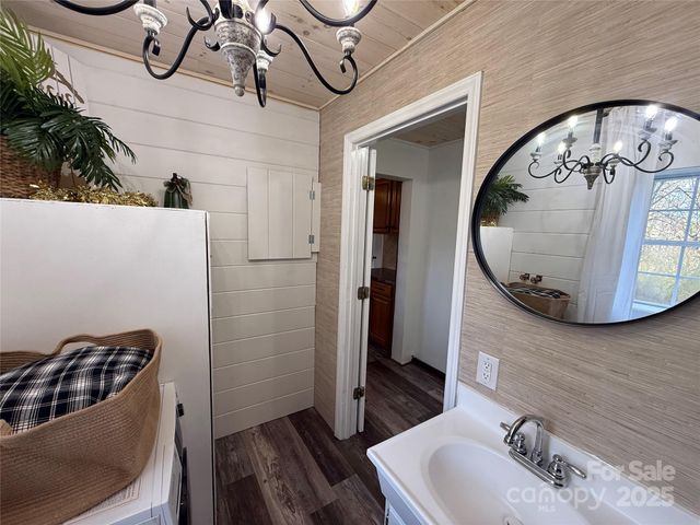 312 Causby Road, Morganton, NC 28655