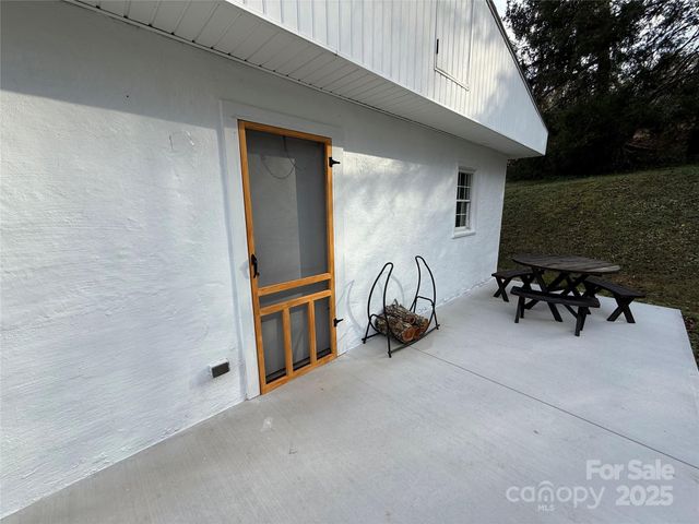 312 Causby Road, Morganton, NC 28655