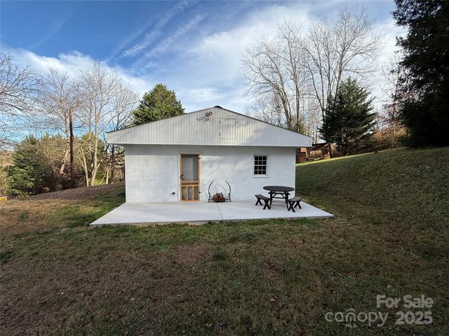 312 Causby Road, Morganton, NC 28655