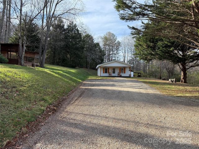 312 Causby Road, Morganton, NC 28655