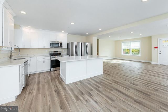 314 N MAIN ST, Glassboro, NJ 08028