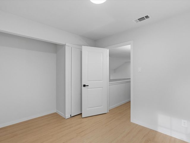 2906 Sunset Point Lane, Carrollton, TX 75007