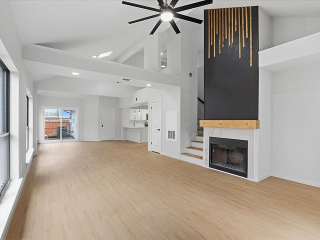 2906 Sunset Point Lane, Carrollton, TX 75007