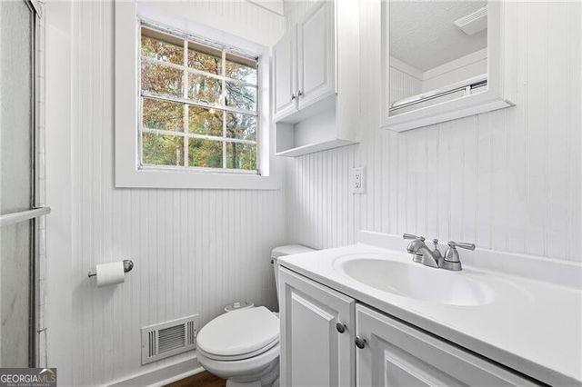 930 Kings Court, Woodstock, GA 30189