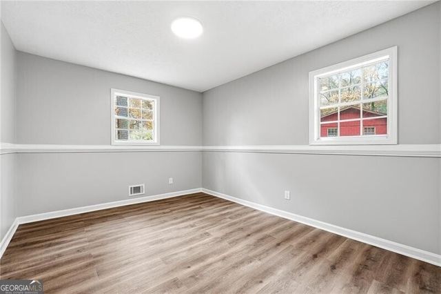 930 Kings Court, Woodstock, GA 30189