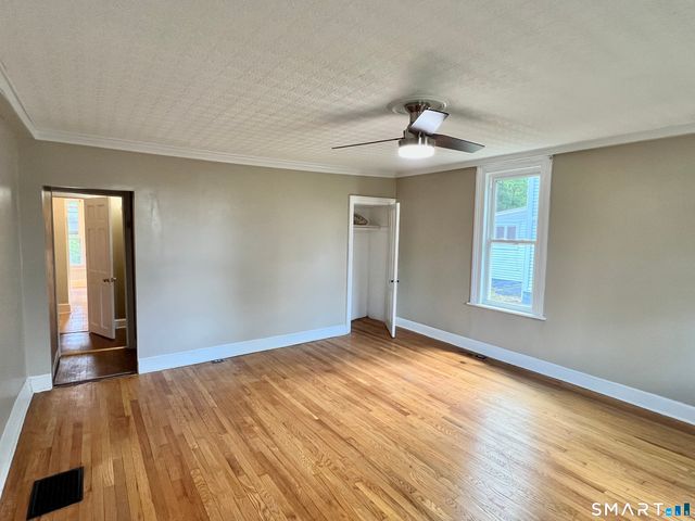 1596 Main Street, Stratford, CT 06615