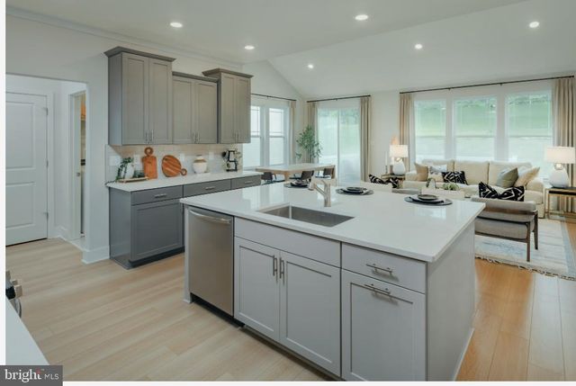 10159 SHENANDOAH LN, White Plains, MD 20695
