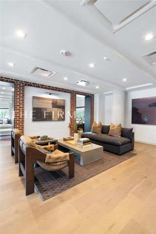 3001 w 11th Street 131, Houston, TX 77008