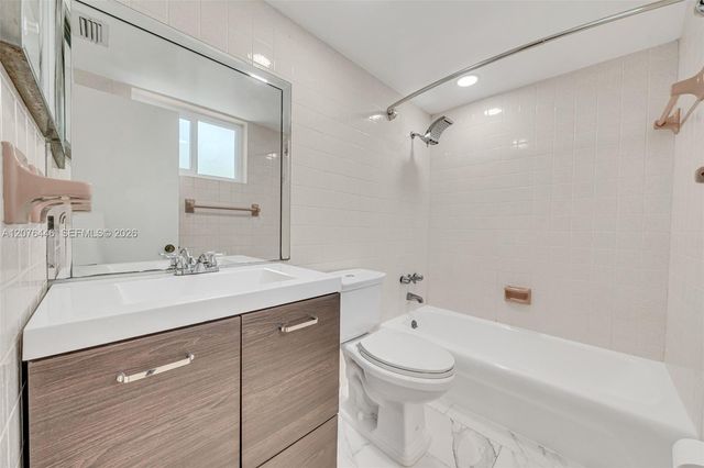 11600 SW 81st Road 11600, Pinecrest, FL 33156