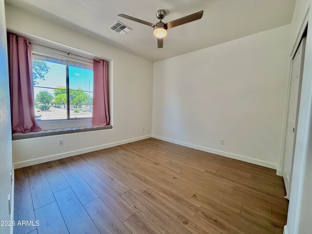 4111 W WINSTON Drive, Laveen, AZ 85339