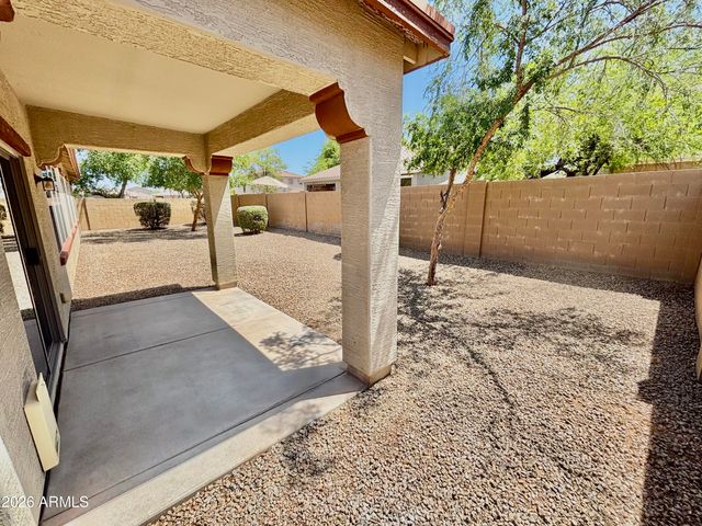 4111 W WINSTON Drive, Laveen, AZ 85339