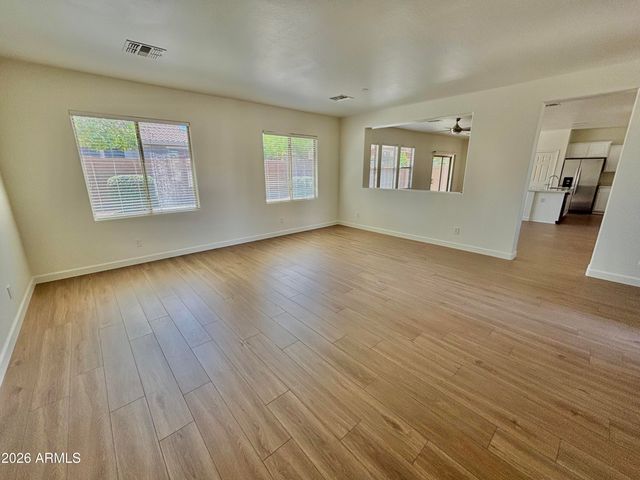 4111 W WINSTON Drive, Laveen, AZ 85339