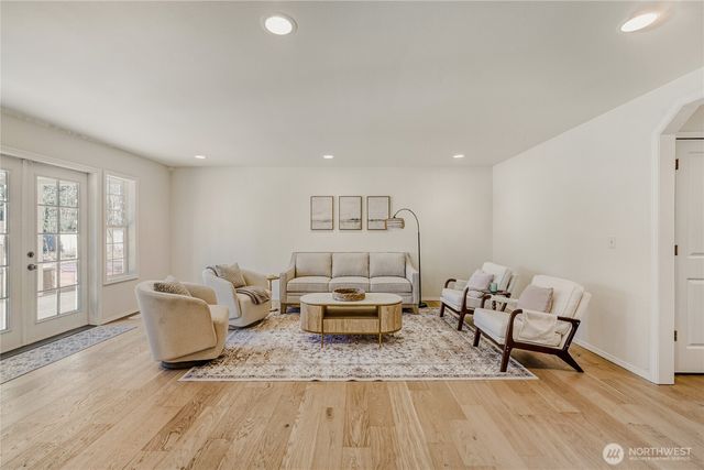 20119 208th Avenue SE, Renton, WA 98058