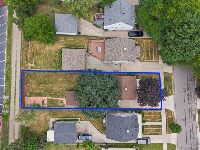 825 N Edison Avenue, Royal Oak, MI 48067