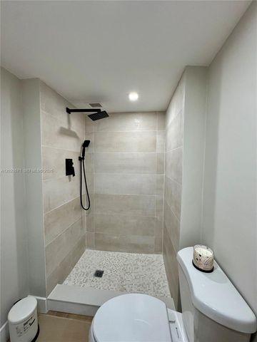 2851 NE 183rd St 1607E, Aventura, FL 33160