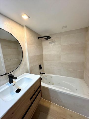 2851 NE 183rd St 1607E, Aventura, FL 33160