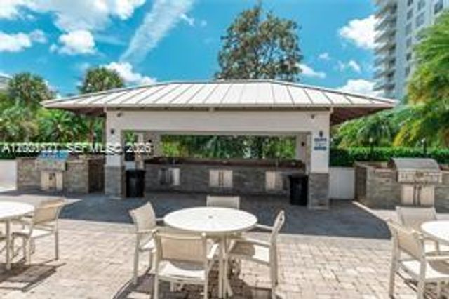 2851 NE 183rd St 1607E, Aventura, FL 33160