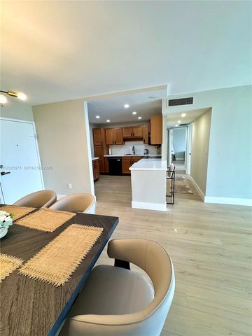 2851 NE 183rd St 1607E, Aventura, FL 33160
