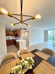 2851 NE 183rd St 1607E, Aventura, FL 33160