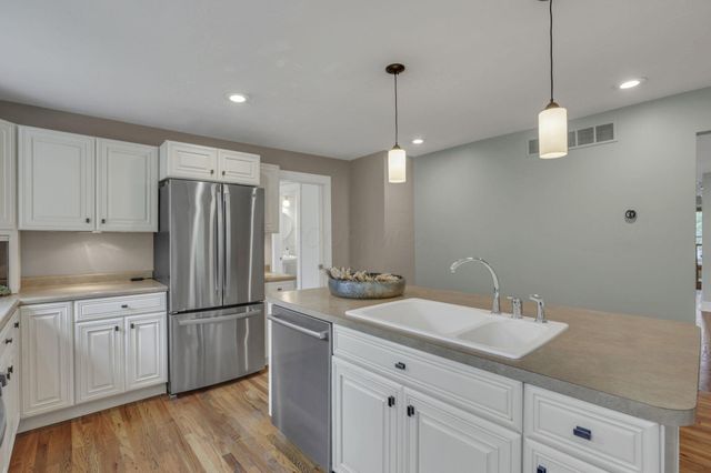 401 E Brooklyn Street, Gambier, OH 43022