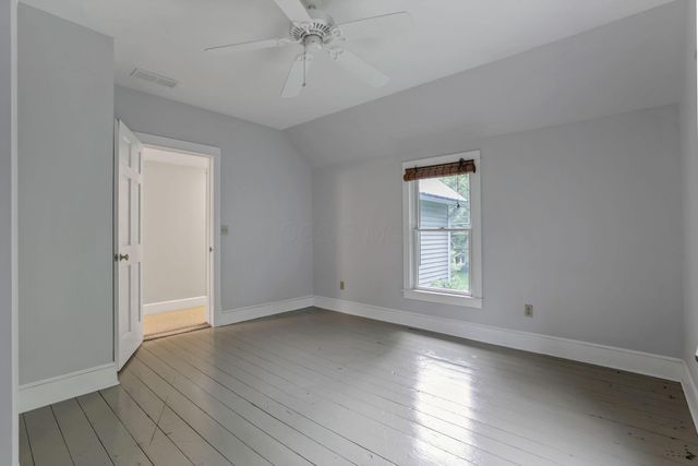 401 E Brooklyn Street, Gambier, OH 43022