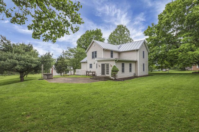 401 E Brooklyn Street, Gambier, OH 43022