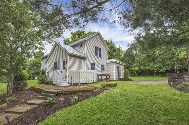 401 E Brooklyn Street, Gambier, OH 43022