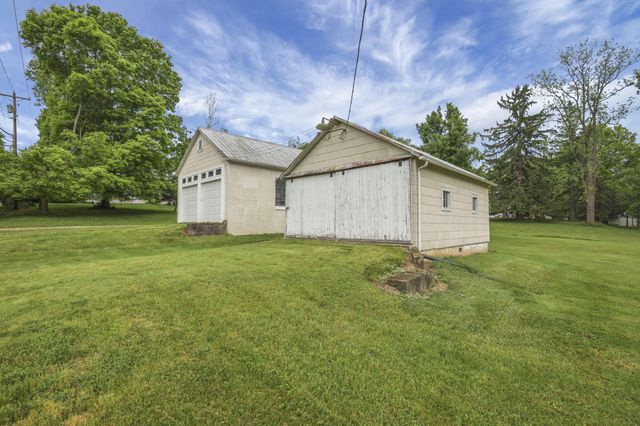 401 E Brooklyn Street, Gambier, OH 43022